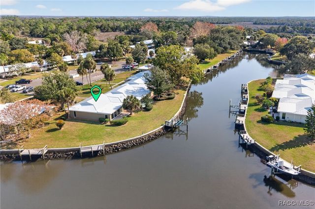 11243 W Bayshore Drive, Crystal River, FL 34429