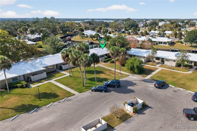 11243 W Bayshore Drive, Crystal River, FL 34429