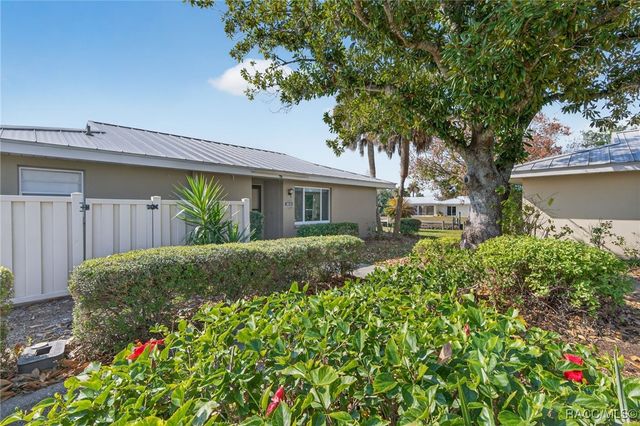 11243 W Bayshore Drive, Crystal River, FL 34429