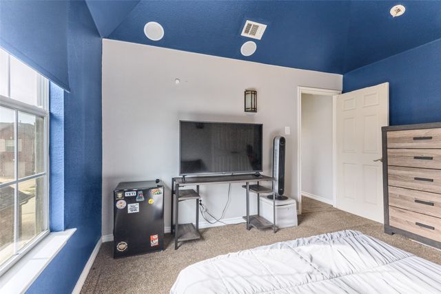 3713 Applesprings Drive, Fort Worth, TX 76244