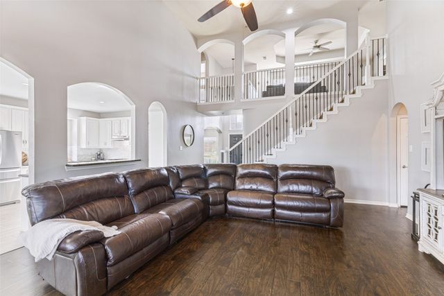 3713 Applesprings Drive, Fort Worth, TX 76244