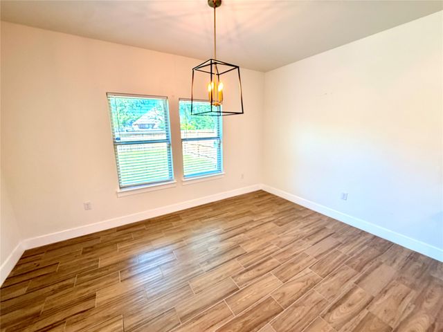 1720 Lloyd Avenue, Fort Worth, TX 76105