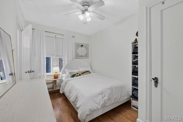 7559 Byron Place 1E, Clayton, MO 63105