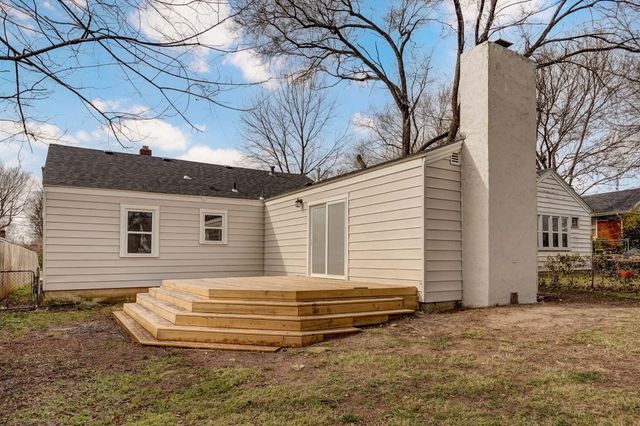 1424 S Rogers Avenue, Springfield, MO 65804
