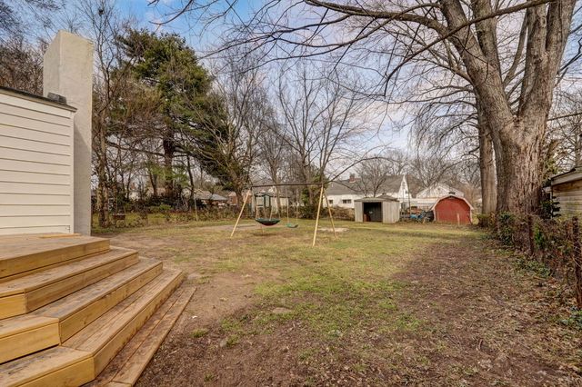 1424 S Rogers Avenue, Springfield, MO 65804