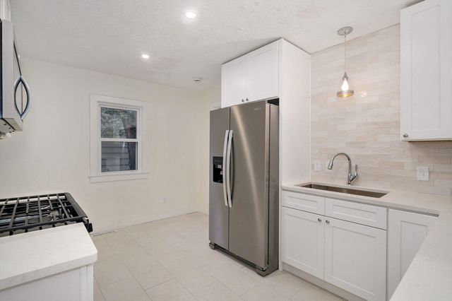 1424 S Rogers Avenue, Springfield, MO 65804