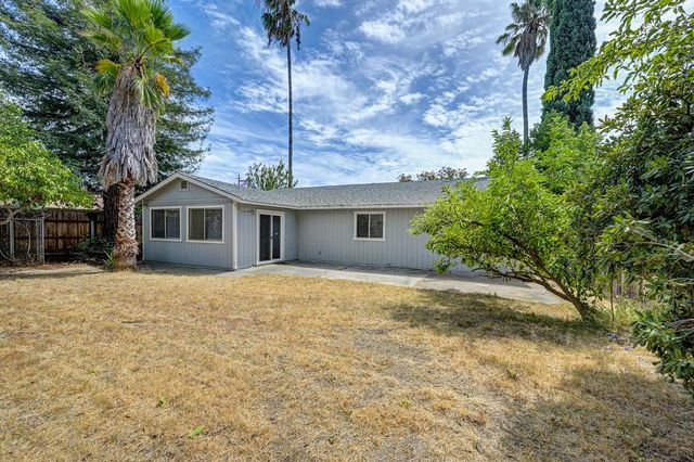 8287 Newfield Cir, Sacramento, CA 95828