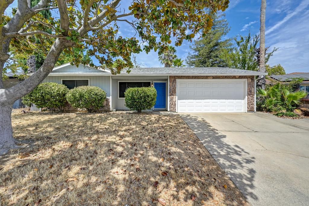 8287 Newfield Cir, Sacramento, CA 95828