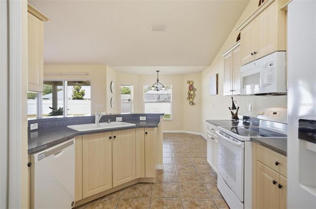 81 FREEMONT TURN, Palm Coast, FL 32137