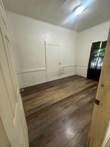 201 W Worth, Stockton, CA 95206