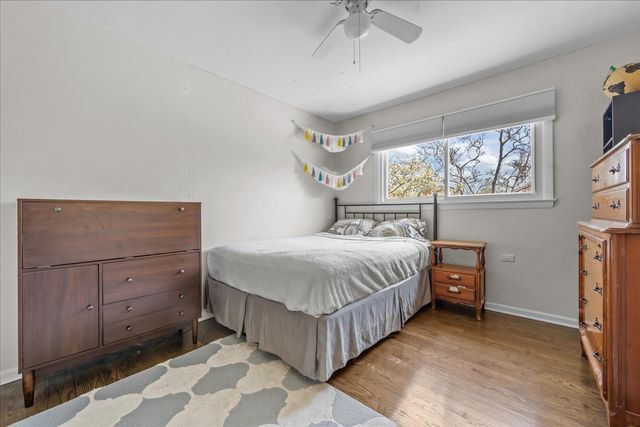 943 Marvell Lane, Highland Park, IL 60035