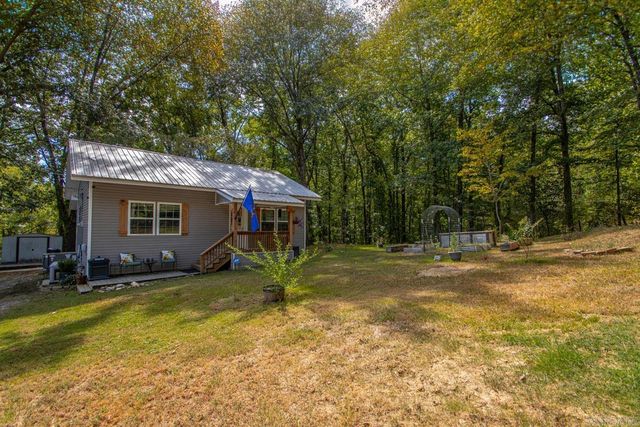 6313 Beech St, Bauxite, AR 72011