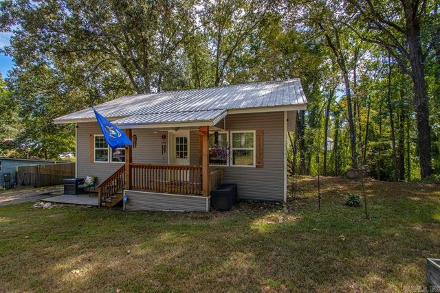 6313 Beech St, Bauxite, AR 72011