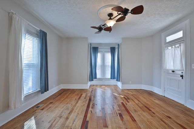 216 N Main Street, Johnstown, OH 43031