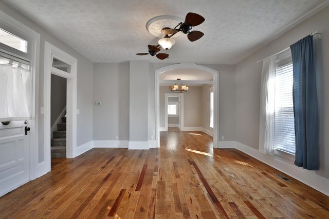 216 N Main Street, Johnstown, OH 43031