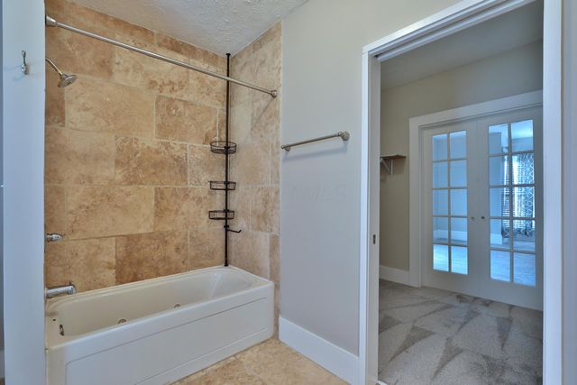 216 N Main Street, Johnstown, OH 43031