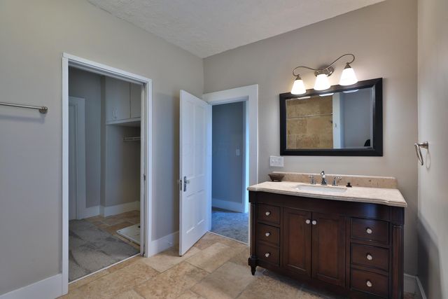 216 N Main Street, Johnstown, OH 43031