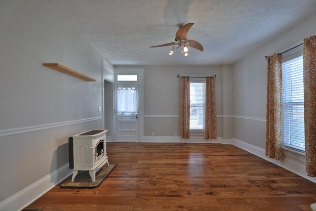 216 N Main Street, Johnstown, OH 43031