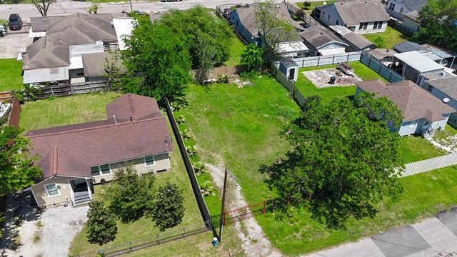 206 Oddo Street, Houston, TX 77022