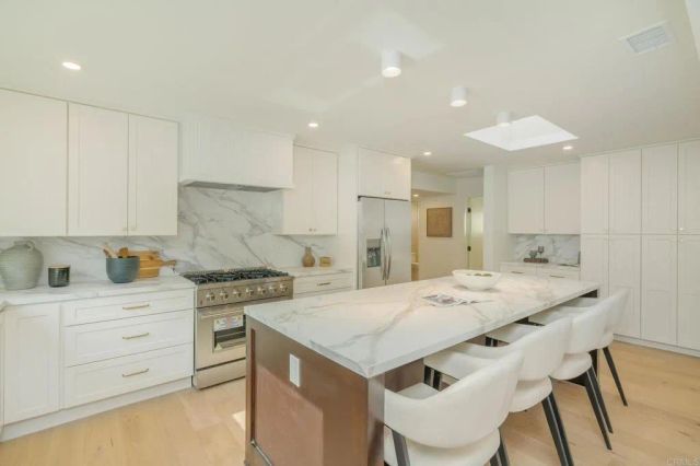 4210 Alcove Ave, Studio City, CA 91604