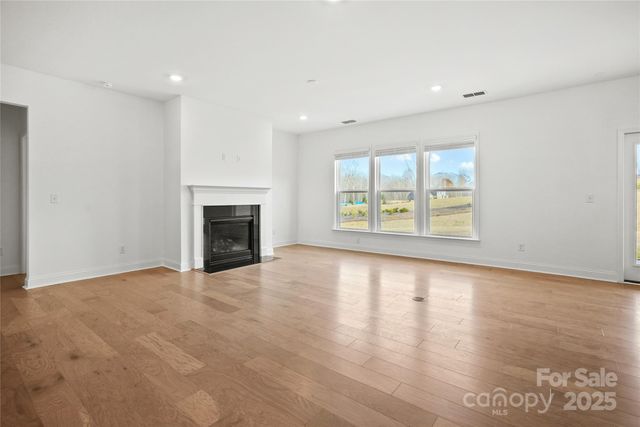 2023 Waxhaw Crossing Drive 245, Waxhaw, NC 28173