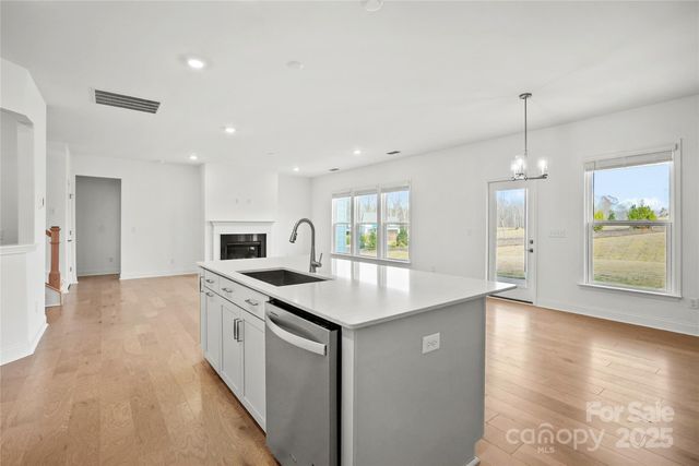 2023 Waxhaw Crossing Drive 245, Waxhaw, NC 28173