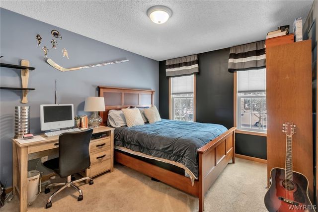 30 Willow Ridge Lane, Lancaster, NY 14086