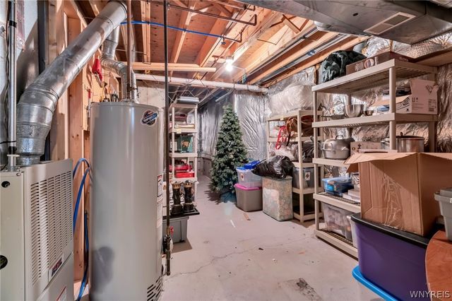 30 Willow Ridge Lane, Lancaster, NY 14086