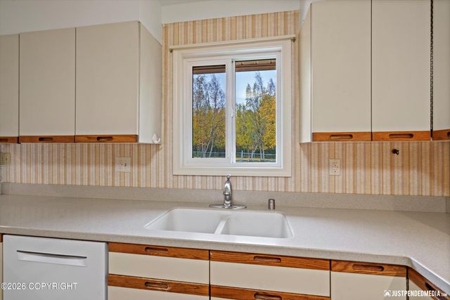 10205 Goodnews Circle, Anchorage, AK 99515