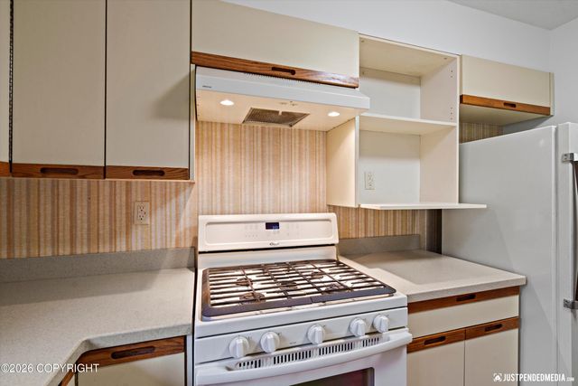 10205 Goodnews Circle, Anchorage, AK 99515