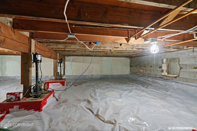 10205 Goodnews Circle, Anchorage, AK 99515