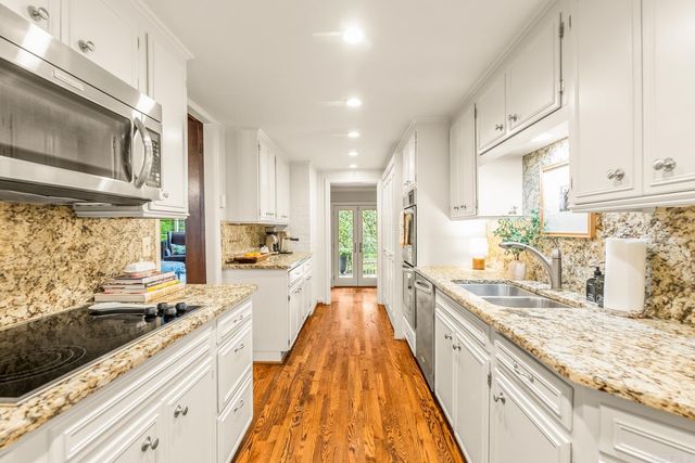 205 Normandy Road, Little Rock, AR 72207