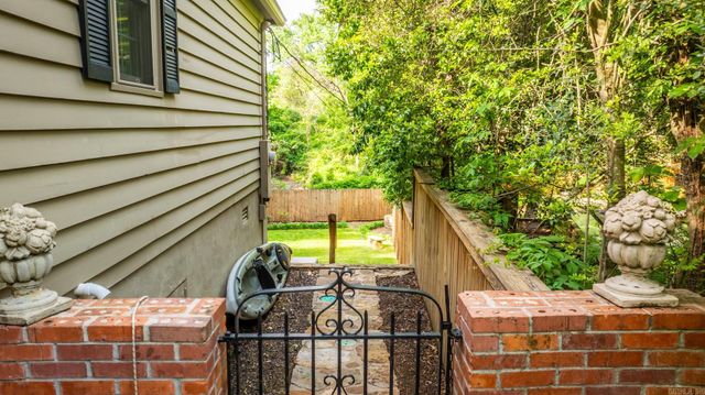 205 Normandy Road, Little Rock, AR 72207