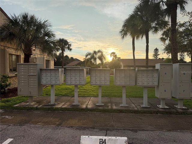 2716 HIDDEN LAKE BOULEVARD C, Sarasota, FL 34237