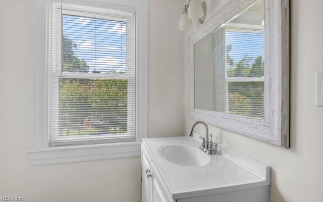 217 S Armistead AVE, Hampton, VA 23669