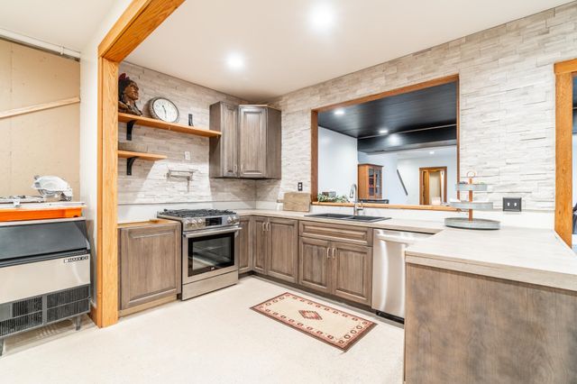 4393 E 850 N, Rome City, IN 46784