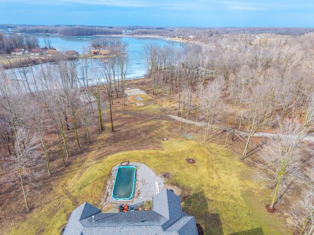 4393 E 850 N, Rome City, IN 46784