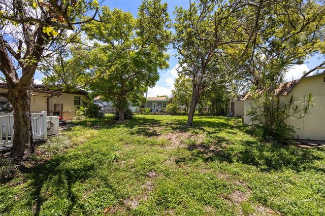 3108 W SAINT CONRAD STREET, Tampa, FL 33607