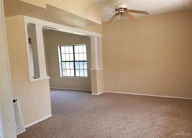 712 S Illinois Avenue, Weslaco, TX 78596