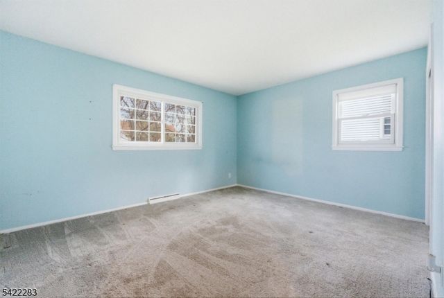 52 Red Twig Trl, Bloomingdale Boro, NJ 07403