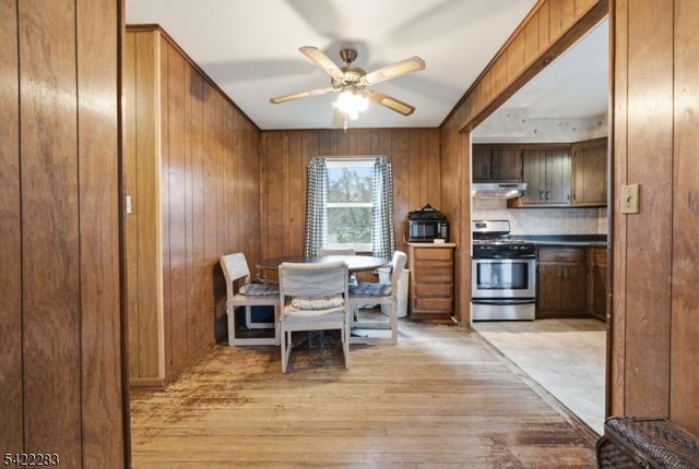 52 Red Twig Trl, Bloomingdale Boro, NJ 07403