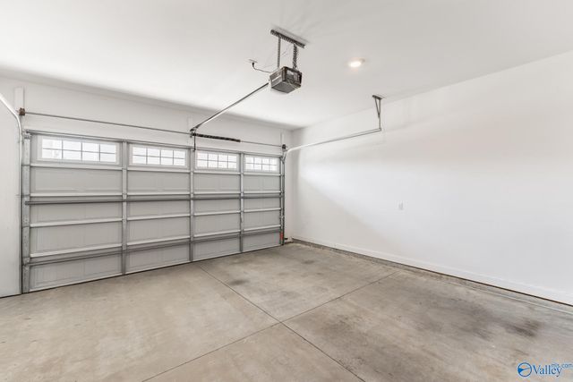 21 NW Stone Mason Way, Huntsville, AL 35806