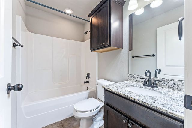 3115 S I Street, Rogers, AR 72758