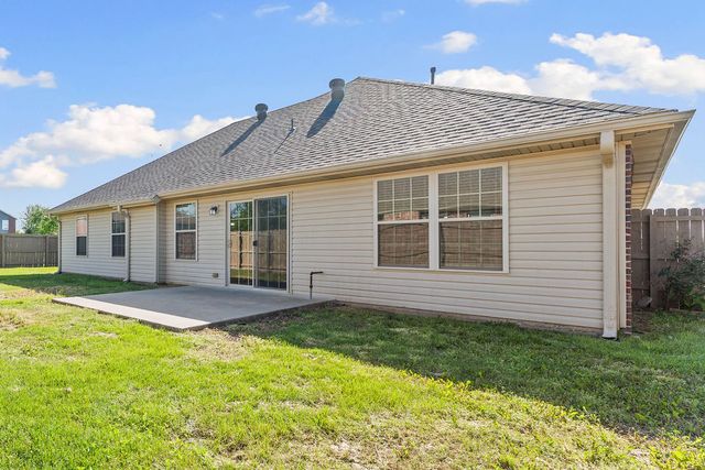 3115 S I Street, Rogers, AR 72758