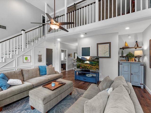 2114 Rain Lake Trail, Crosby, TX 77532