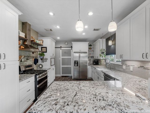 2114 Rain Lake Trail, Crosby, TX 77532