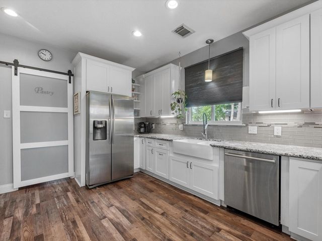 2114 Rain Lake Trail, Crosby, TX 77532