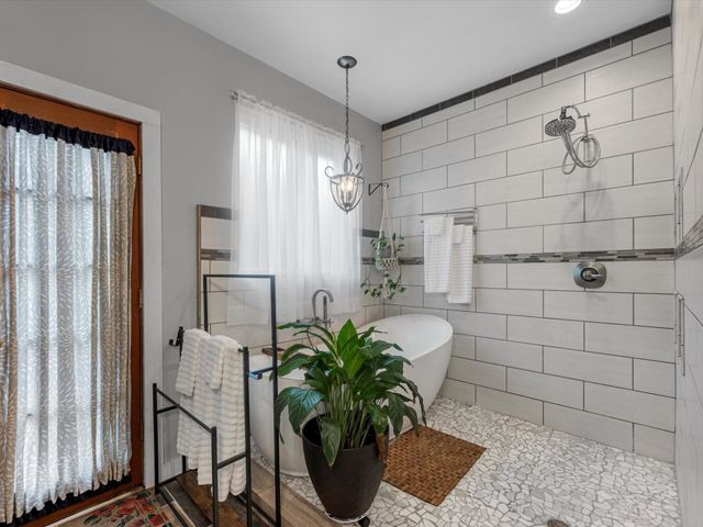 2114 Rain Lake Trail, Crosby, TX 77532