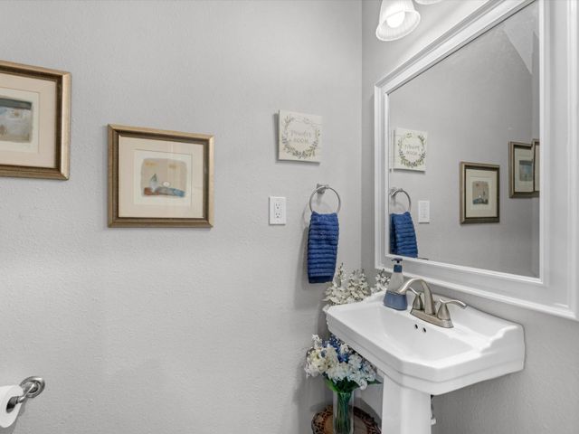 2114 Rain Lake Trail, Crosby, TX 77532