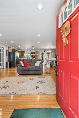 698 Tooley Branch Rd, Westmoreland, TN 37186